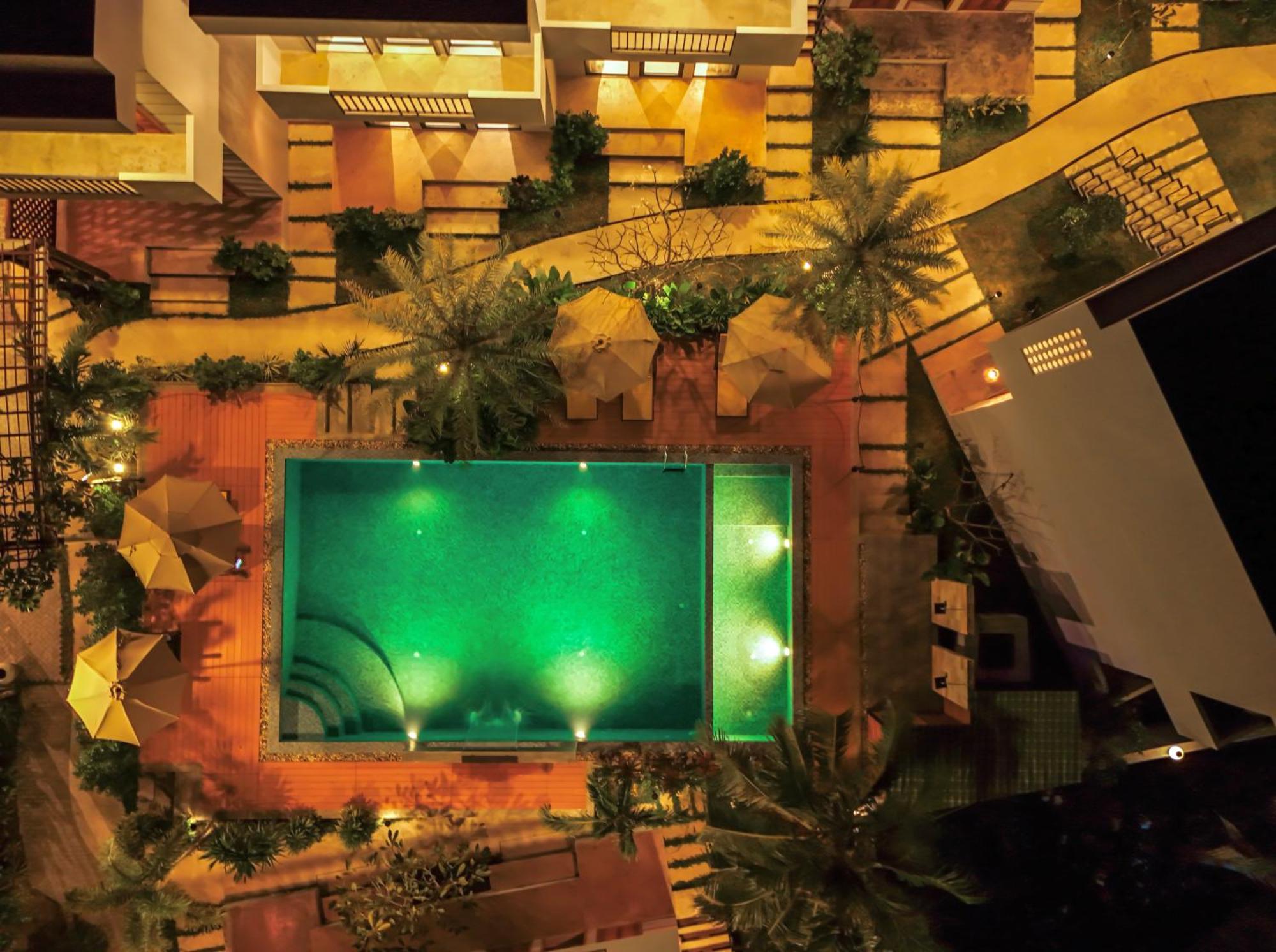 Hotel The R&B Boutique Kâmpôt Zewnętrze zdjęcie